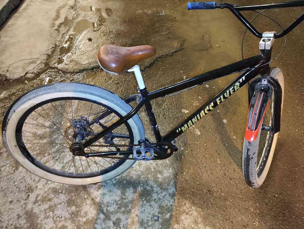 بايسكل BMX • ٢٧٫٥ • مجال بسيط