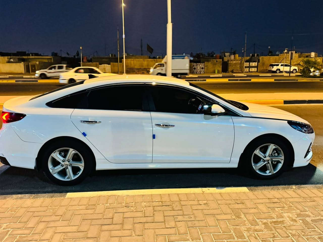 سوناتا وارد كوري موديل 2021 اربيل بسم شركه تريد وكاله تريد تحويل سيارة كفاله عامه ما عده (قطعتين صبغ من كوريه) ول باقي كفاله عامه ضربه وصبغ وتبديل مكينه 2000 موصفات
تشغيل بصمة
نقطه عمياء
اشار بل مري
تحكم استيرن
شاشه تاب او كامره 
تبريد بيانو
لد امامي لد خلفي 
كشن تتفه تبريد
كرسي كهربائي
 حساس خلفي
رقم موبايل *********** البصرة, العراق
