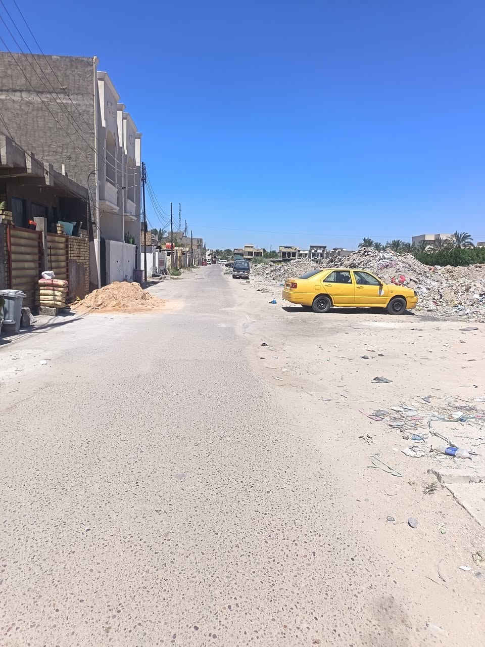 السلام عليكم قطعه للبيع مساحه ٨٦ وجها ٧ونص نزال ١١ونص قبل شارع أبو أحمد وجها على ري كامل خدمات مي كهرباء مجاري تواصل ***********
اي مكتب يحب يعرضه يمه هذا رقمي سعر ٣٣
طابو زراعي سند ٢٥
