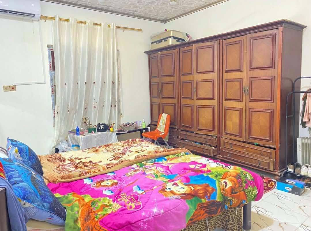 ابي الخصيب شارع الاطفاء • ٢٥٦م • بيت طابقين