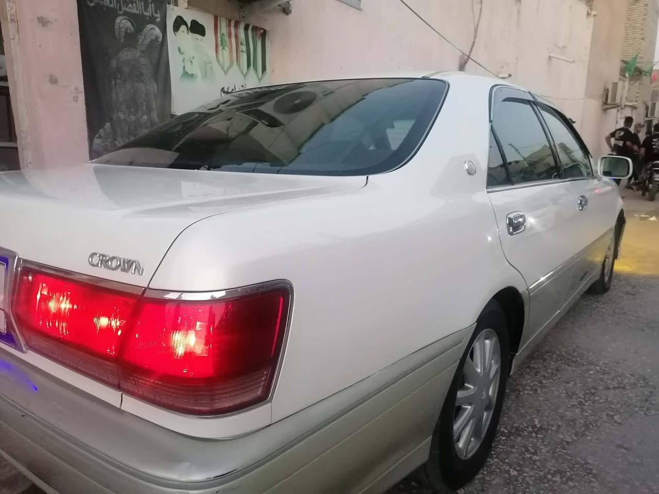 للبيع  ملكه 2003
قرار 48  بيع ومراوس 

تحويره نجف رقم كركوك نكليزي

مكينه ديفور كبير شاصي 175

فول بطن عدا الفتحه سعر 130ربيه مجال مكان نجف

سياره كفاله عامه ***********
