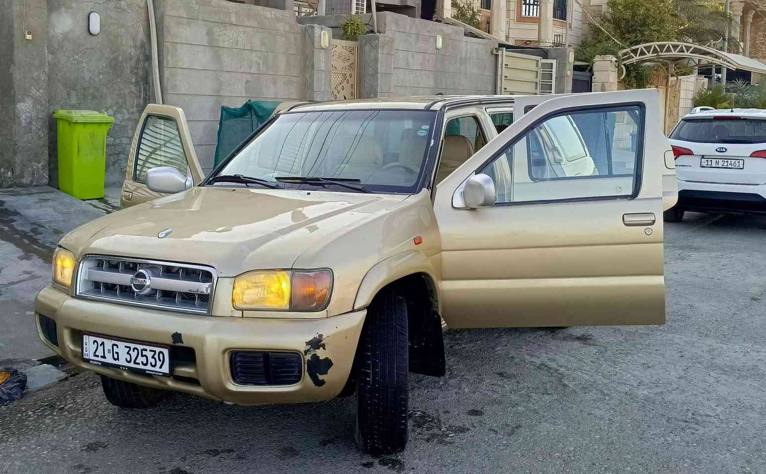 السلام عليكم
‏نيسان باثفندر 2005 خليجي سيارة بلادية رقم سليمانية محرك 3500 تبريد 
‏ بيها قطعة وحدة باب السايق تبديل سيارة نظيفة مداريها بدهن الماني ولفر درجة أولى 
السعر 90 و بيها مجال
‏العنوان ديالى 
‏للأستفسار ***********
