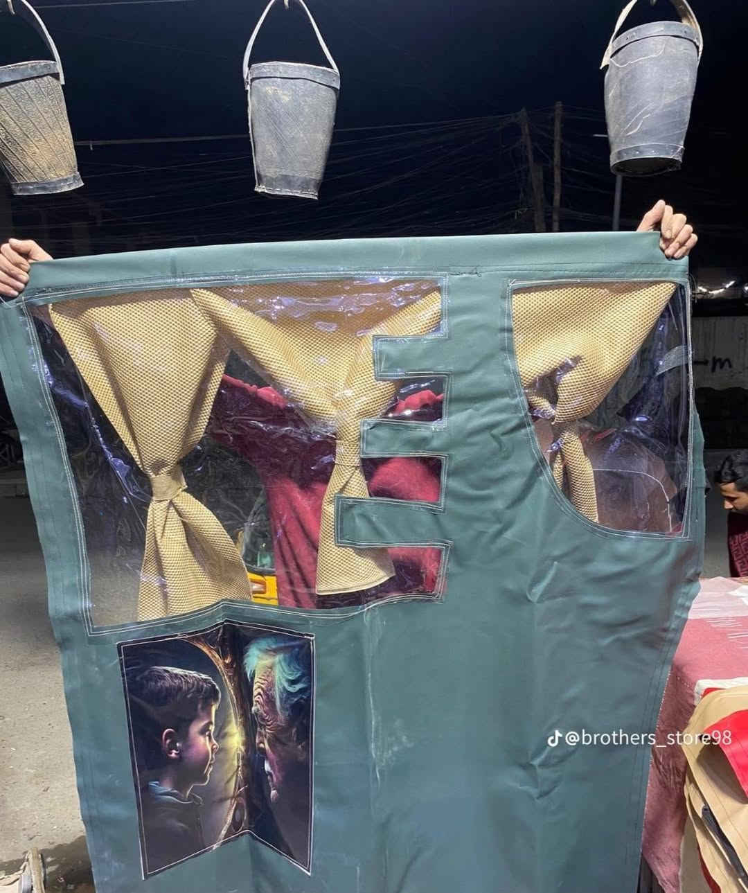 بردات زوج بدل ٥٠ الف فقط ب٣٠ الف مع توصيل جلد اصلي ستندر

نص مكتوب في الصور:
- @brothers_store98
- 0770XXXXXX #1