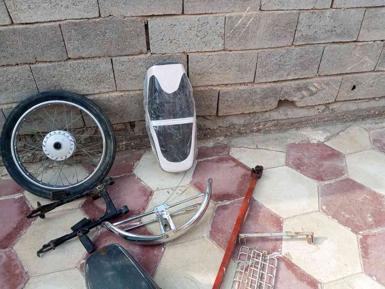 سوك الشيوخ • قطع غيار