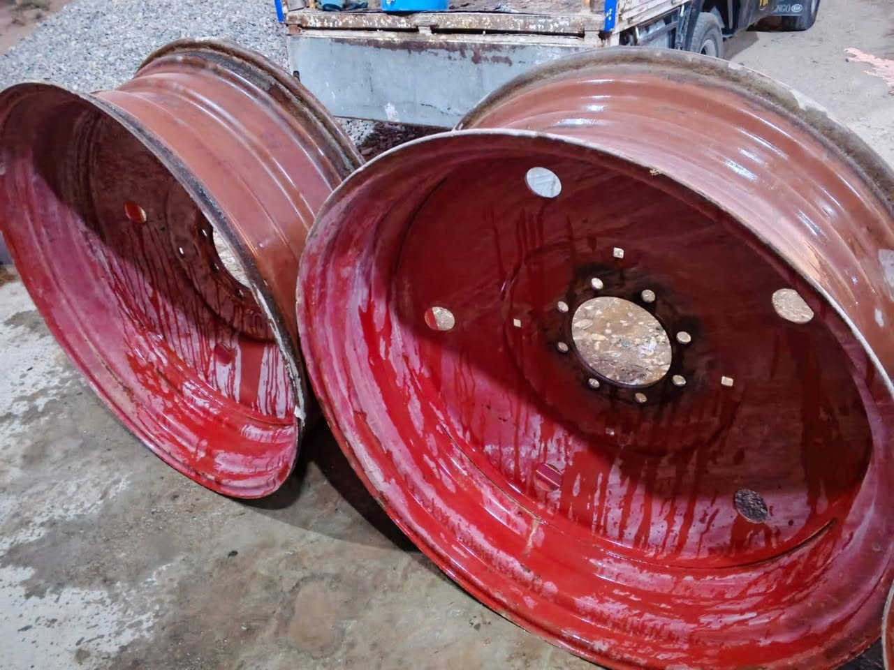 للبيع وياله.زوج  حجم 38 سعر 450,000  {}***********
