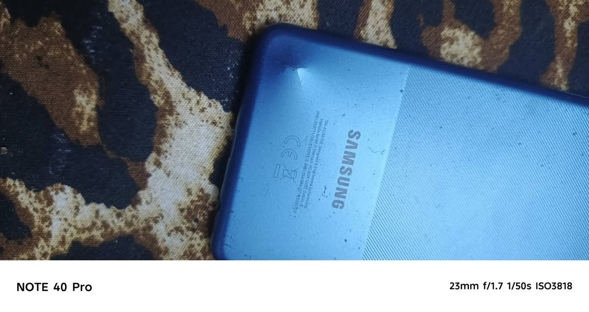 سلام عليكم مبايل للبيع نضيف جدا شاحنه باكيت تواصل عل رقم وتساب ***********
