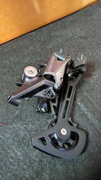 اكسسوارات وقطع غيار • جديد وبالة • حي القاهرة