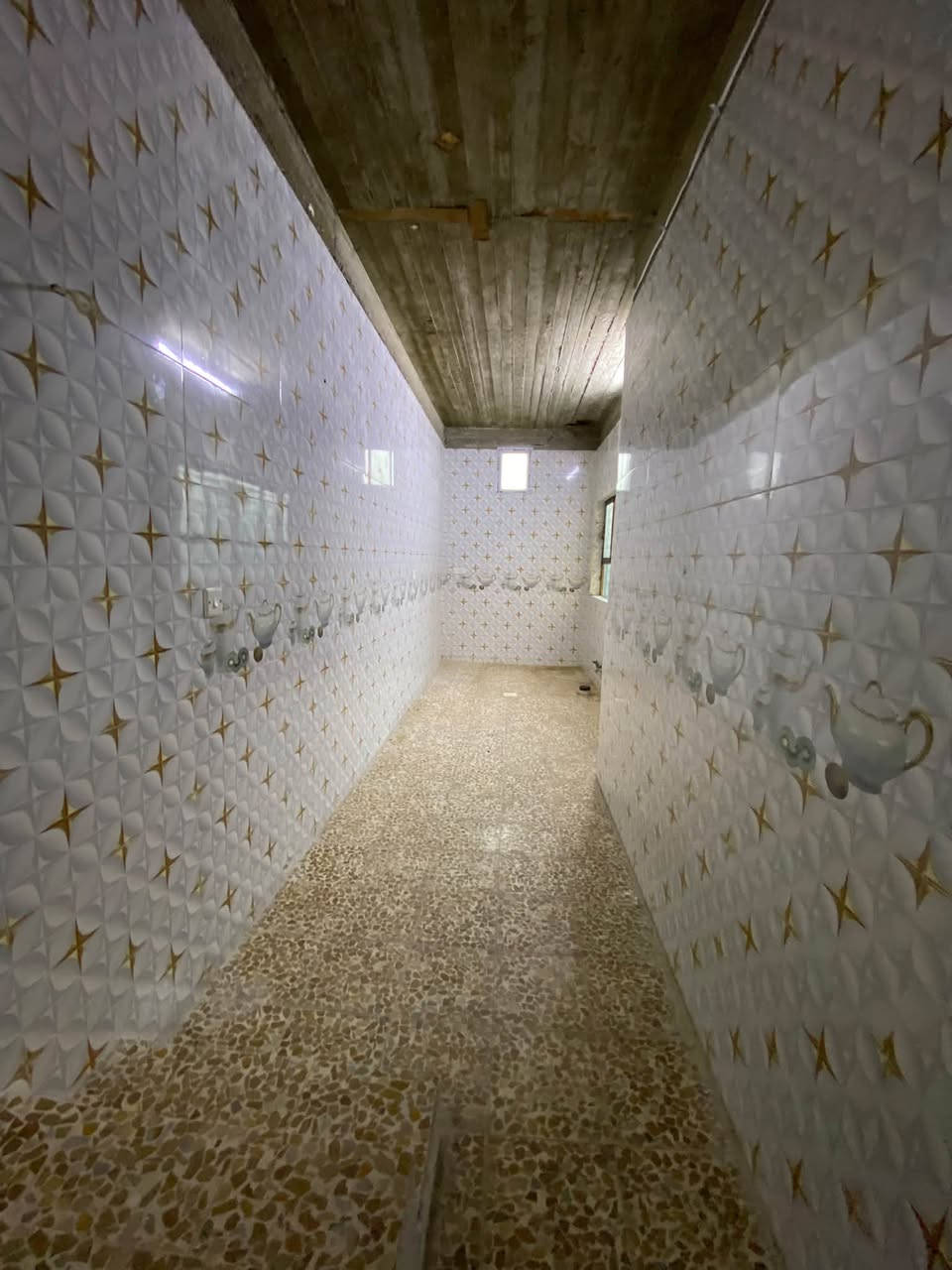 سماح ثانيه • حوش • اكثر من ٣ غرف