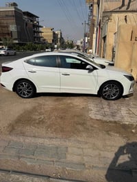 ٢٠٢٠ • ماشيه ٩١٠٠٠ • ضربه باب خلفي