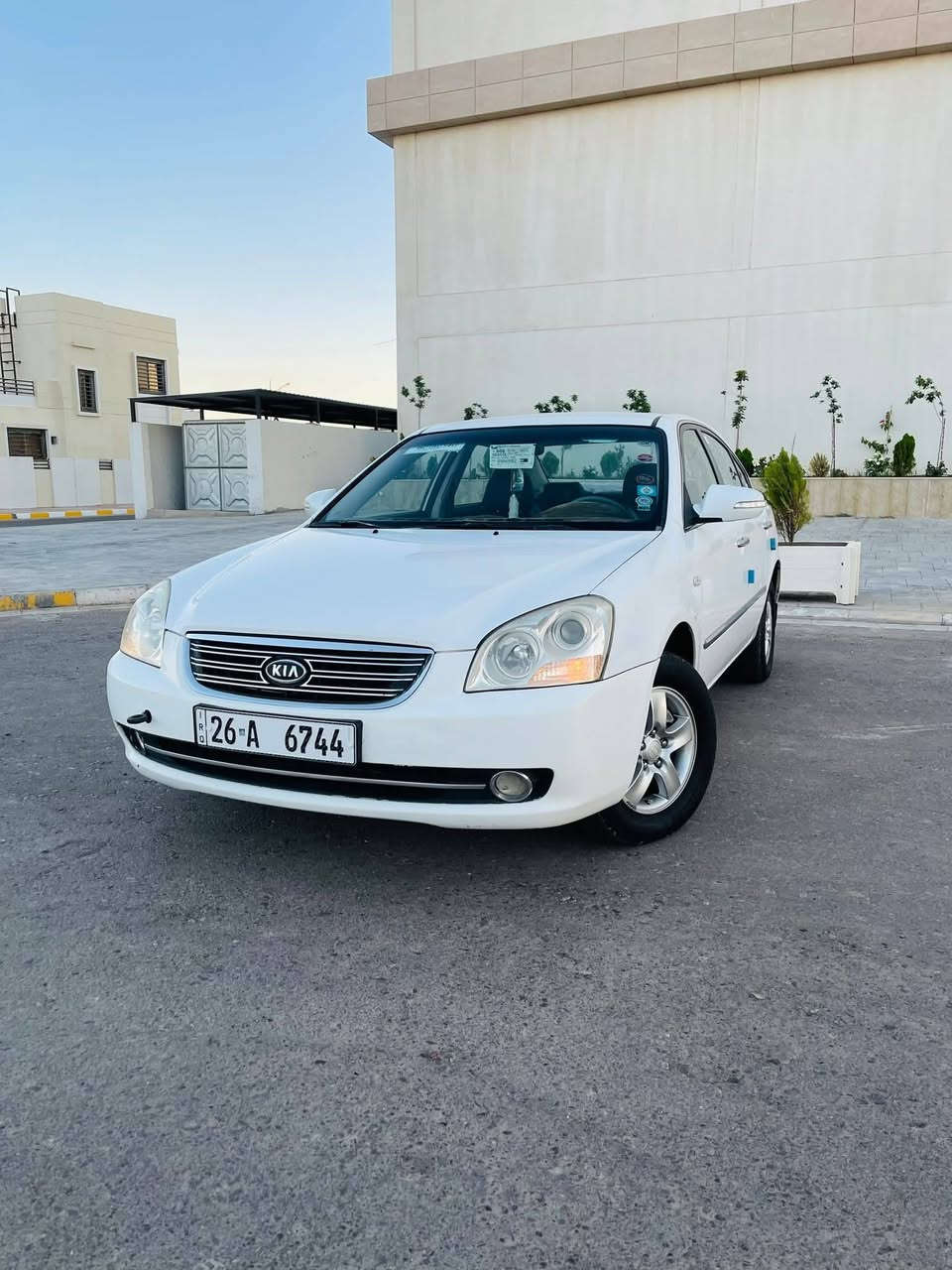كيا لوتز رقم واحد بالنظافة 
أخت الزيرو 
رقم دولي سنويه جديده 
موصفات عاديه 
كفاله من الصبغ والضربه والتبديل والفتح 
استخدام قليل بعدهي بحاله الوكاله من الداخل والخارج 
محرك دوش ٢٠٠٠ اخرس تراي زيرو شرط 
غرفتها جديده  بعدهي بالزكات الشركه 
بجم كبس شركه 
كهربائيات ماملعوب ببه تجي وتشوف بعينك 
 كلها كبس شركه 
تبريد ثلج 
سبير الشركه  مطفاه الشركه جدد غير مستخدمات 
كاعيات مالتها البلاد   
جداحه وطافيه غير مستخدامات 
موديل 2008
السعر 113 ورقة قفل
سياره بلاديه نظافه فول شرط كارتون 
مكان السياره ذي قار حي الرافدين ***********
