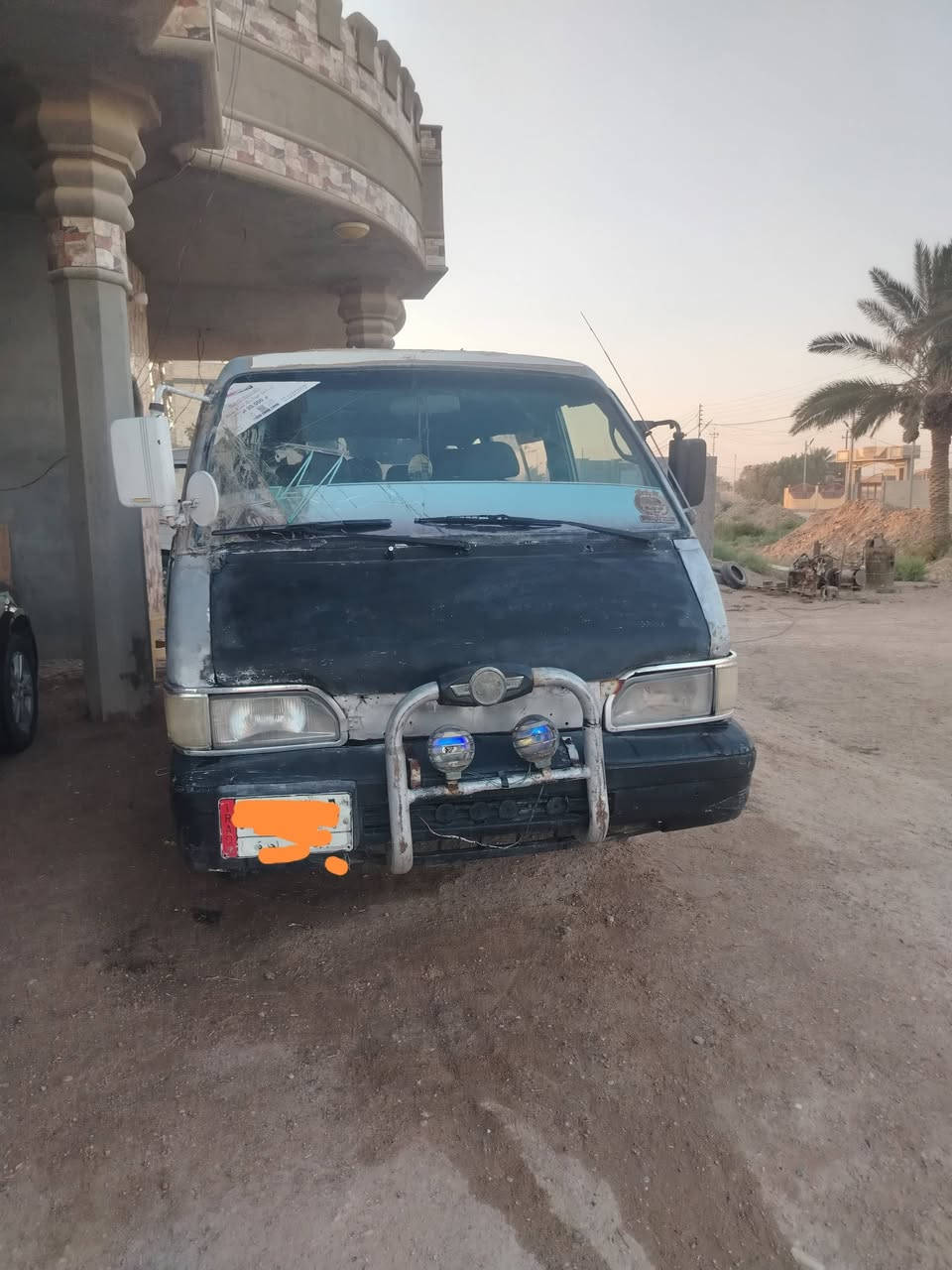 كيا بسته للبيع اكسن جديد كير جديد محرك بي بخار صدر جديد كشنات ستاركس مدوشمه قماره وارضيه كهرباء كله شغاله سياره جاهزه من كلشي فقط بيه بخار تحويل مباشر عليه قرامات 200 الف وهيئه ما ادري ابيع عل مشتري سعر 20 ورقه وبيه مجال ***********
