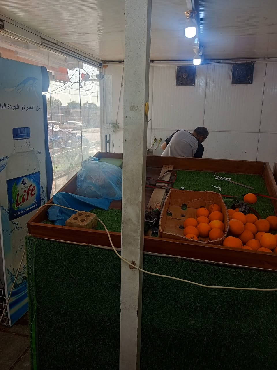 علوة للبيع مخضر فاكهة سمك دجاج . العلوة كاملة ليس فيها اي نواقص .
العنوان . بلديات شارع المرور قرب سيد هاني .
موبايل.  
***********
