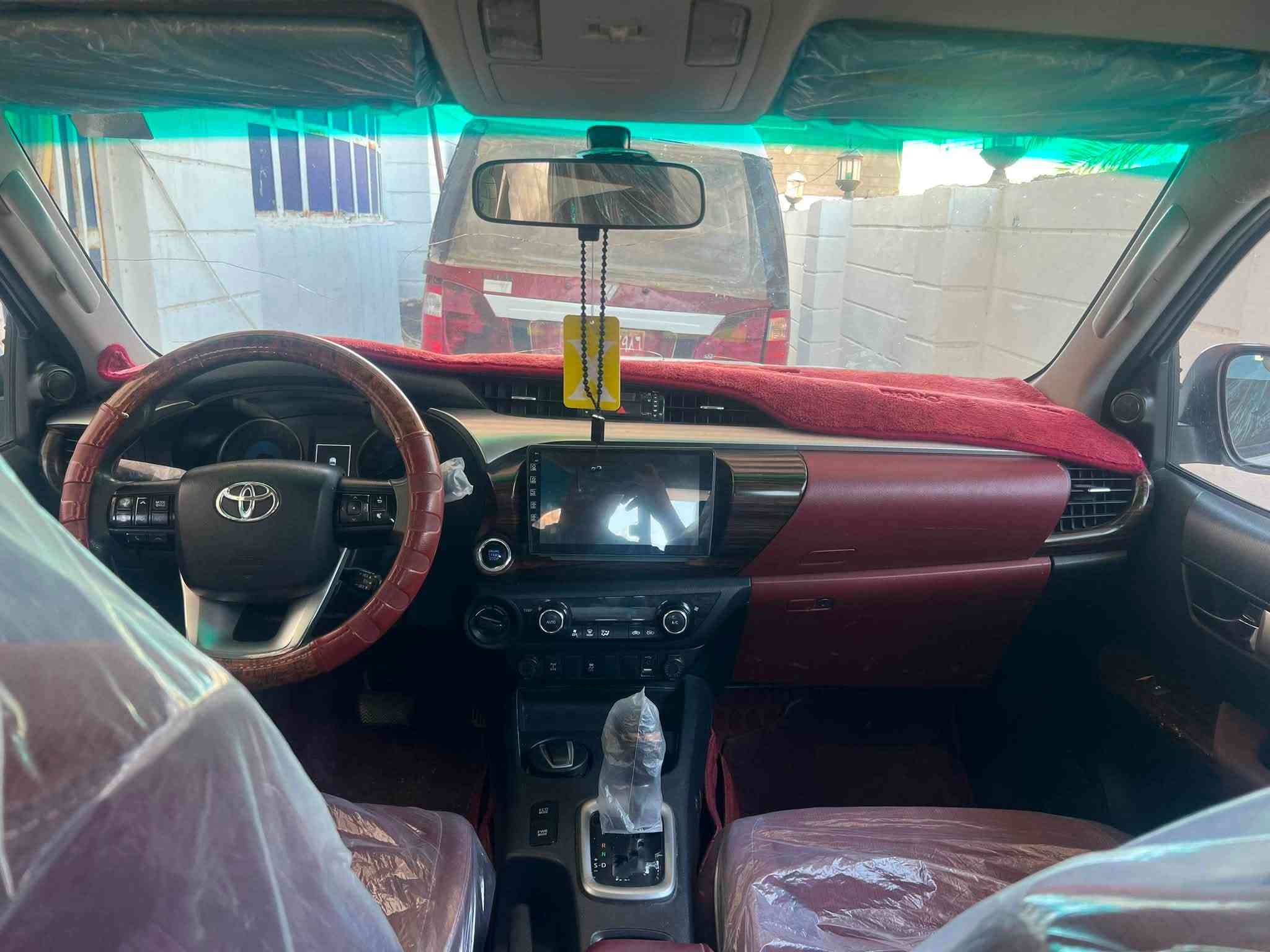 تيوتا بيكم فور ويل TRD موديل 2020 فول مواصفات محرك 6 رقم بغداد باسمي مكفوله من الضربه والصبغ محرك كير حداديه للبيع السعر ٢٩٠ وبيهه مجال قليل
***********
***********
