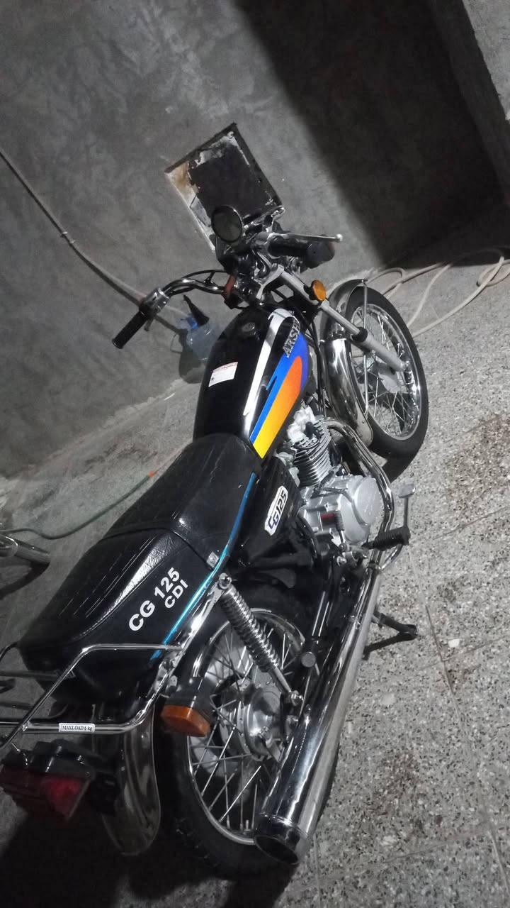 للبيع اربعه كير   مديل (25) اوراق كامله سكنر كفاله عامه سعر (650)وبيه مجال
(***********) نجف سايدين المطار
