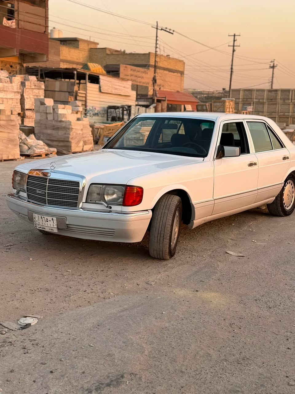 مارسيدس جامبو موديل 90 اصل رقم بغداد لون ابيض ثلجي داخل مخمل حبري كراسي كهرباء دبل مروحه سلايت كهرباء السيارة مصبوغه حزام بدون قماره ابيعها مصبوغه عام قواعد دبل بلاديه ما ملعوب بيهن تبريد شغال فيت بم جديد مكان السيارة بغداد للاستفسار الاتصال على 
***********

