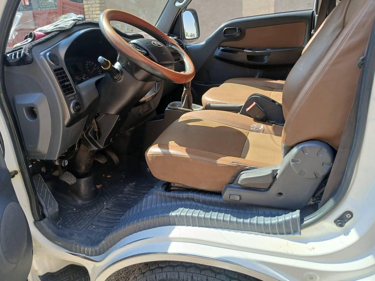 كيا للبيع موديل ٢١ رقم انكليزي واسط مكاني بغداد الزعفرانيه للاستفسار الاتصال على الرقم *********** السعر ١٣٨ كير مكينه اكسل بم كشر كفاله عامه
