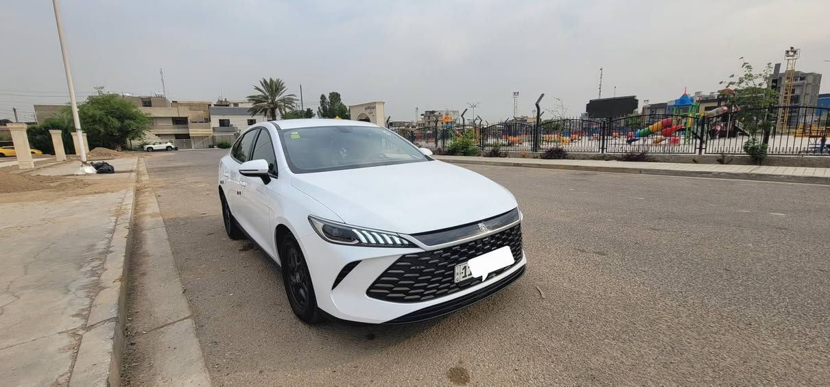 ياالله للبيع 
كن بلاص 2025 كفالة عامة بحالة الوكالة 
السيارة استخدام بسيط جدا ماشية 6000 الكلي اخت الزيرو السيارة ملحقاتهة كاملة ومحدثة ومبرمجة مكفولة من الضربة والرصعات والبارد  مرقم بغداد وجاهز شرط التحويل للاستفسار مكاني بغداد حي الاعلام سوق اميمة  ***********
