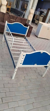 سرير حديد • نفر • موجود ٢