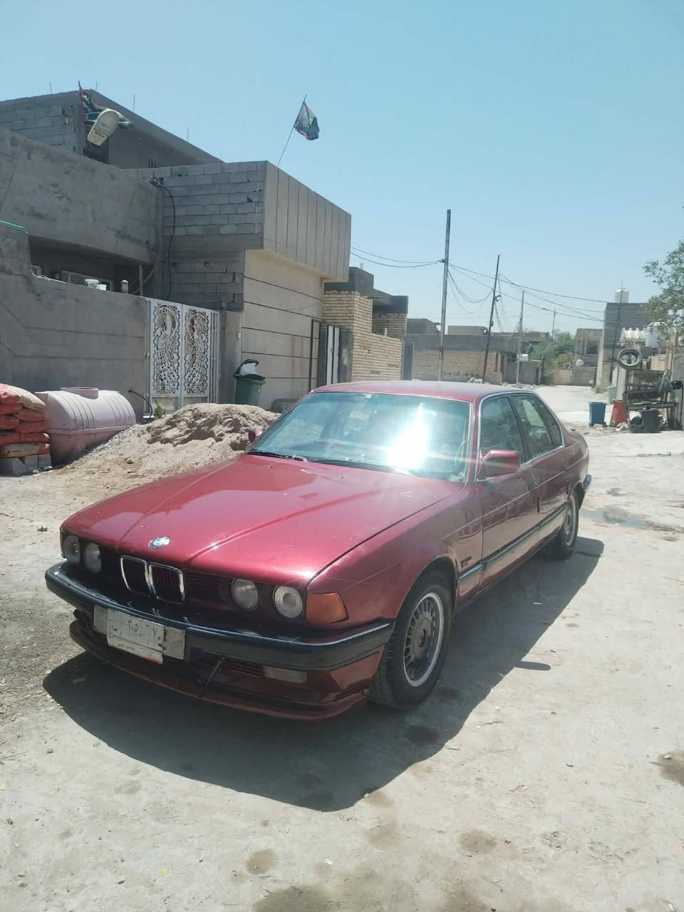 السلام عليكم 730i سياره رقم نجف تحويل مباشر سنويه بعدها ماساقطه سياره كير ومحرك خير من الله حداديه جديده كلها جاهزه ونقصها بس تبريد للبيع او مراوس بشي نضيف مكاني بغداد وهذا رقمي وشراي بخدمته ***********
