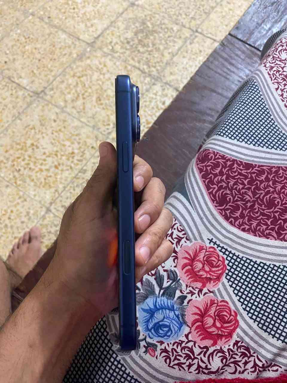 السلام عليكم أيفون 17 برو ماكس جديد استخدام اقل الشهر كامل مع ملحقاته للبيع السعر 1850 بي مجال بسيط بطاريه 100% مشحون 39 مره للاستفسار الاتصال ع هذ الرقم ***********
