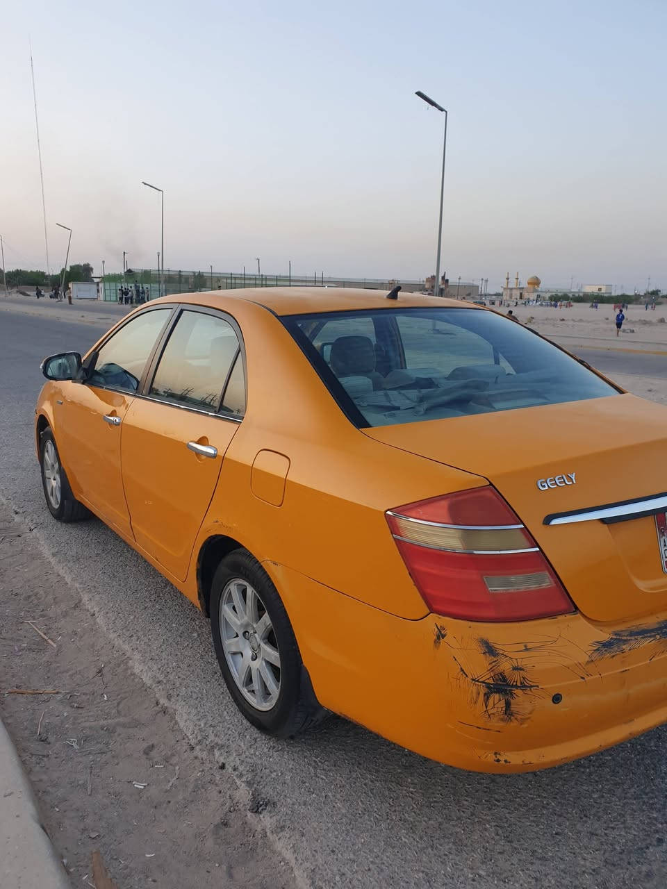 السلام عليكم ..
جيلي موبل ٢٠١٣ داخل الخور للاستفسار واتساب ***********
