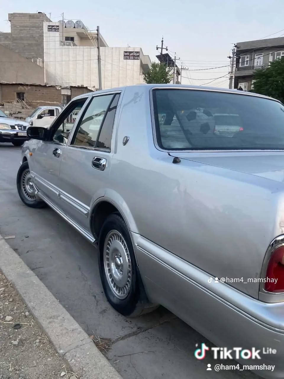 سەرەتا بە ناوی خوا
سدریک مۆدیل 2001
ڕه قەم دهۆک سەنەوی ئەوەلیات غرامە بە ناو کردن بەشەرت
گیرو مەکینە بە شەرت 10 فیتەر تۆزی دوکەڵ شینی هەیە 
دوو پارەچە بۆیاخە یەک بی ناو؟گرتن 
تەبرید گەرمو سارد لە سەر سویچە  
سەیارەکە غازە و بەنزینیش هەر ناخوات 
ناو ده ری لە سەر دەقی بیلادە 
ماڵی دۆستە 
سعری 41 وەرەقە جمالی برایانە 
شوین سلیمانی 
***********
***********
