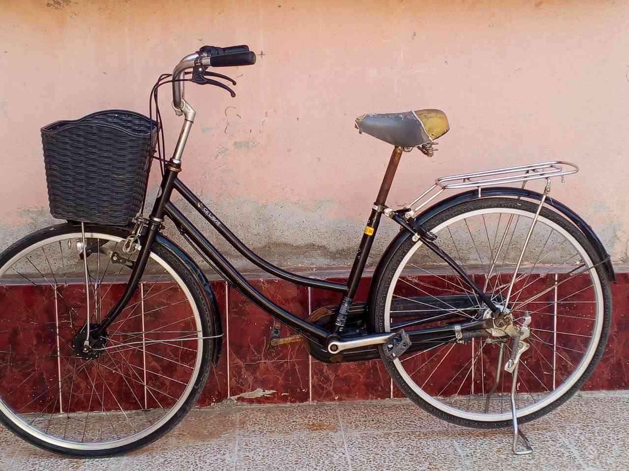🖐️السلام عليكم🖐️
💥 للبيع💥
بايسكل عبد الحليم حجم 26 المرغوب لون اسود💨🚲 
كير وحساس
نضافت اللشة كدام العين لشة نضيفة حيل 
بريك ورة و كدم كلو شغال 
ارقام التواصل :
كورك☎️ 70517175319
اسيا☎️***********
المكان📍:(حي اليثاق)
#الجميع @الجميع
