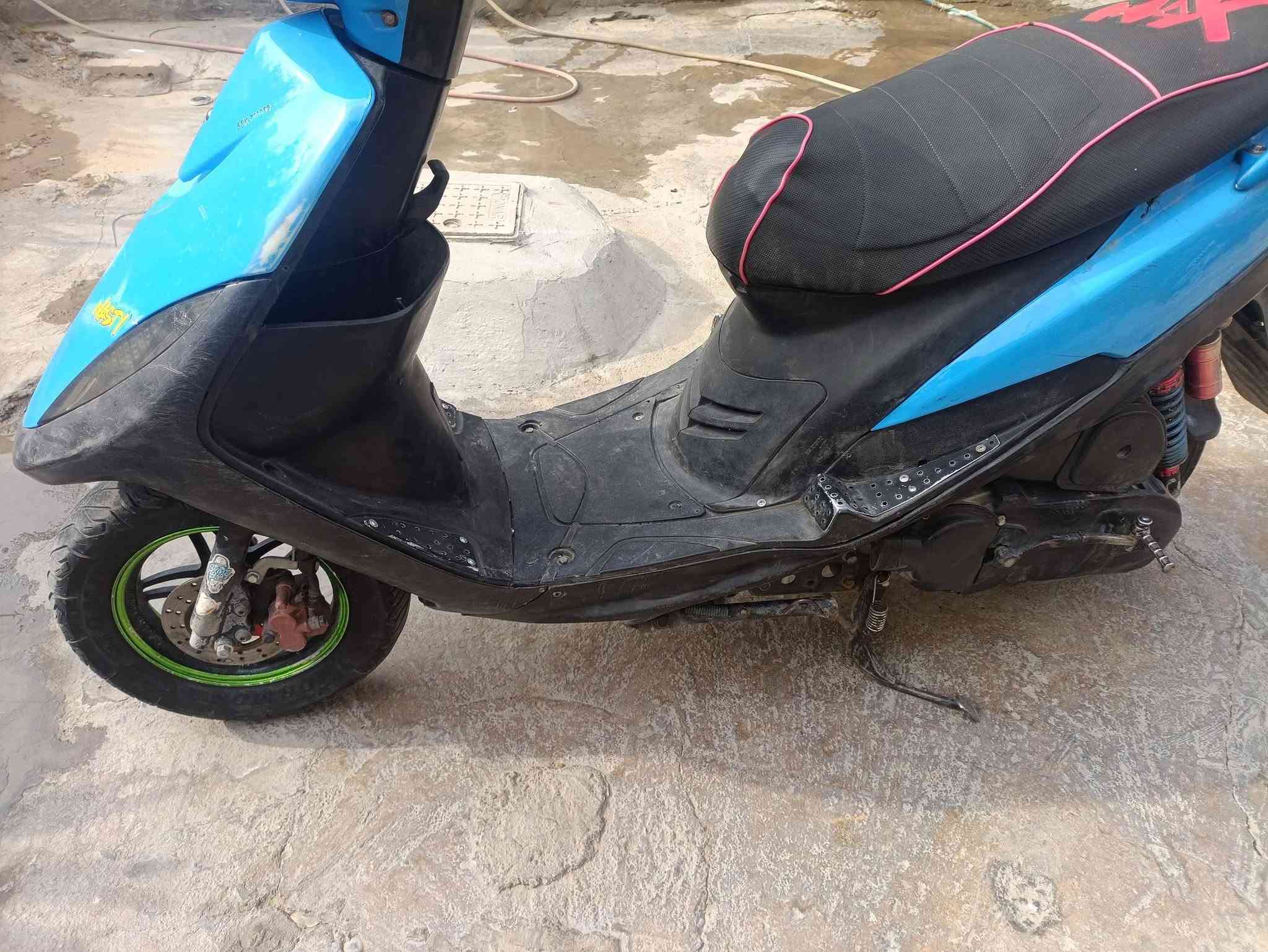 ماكس عدلة • للبيع