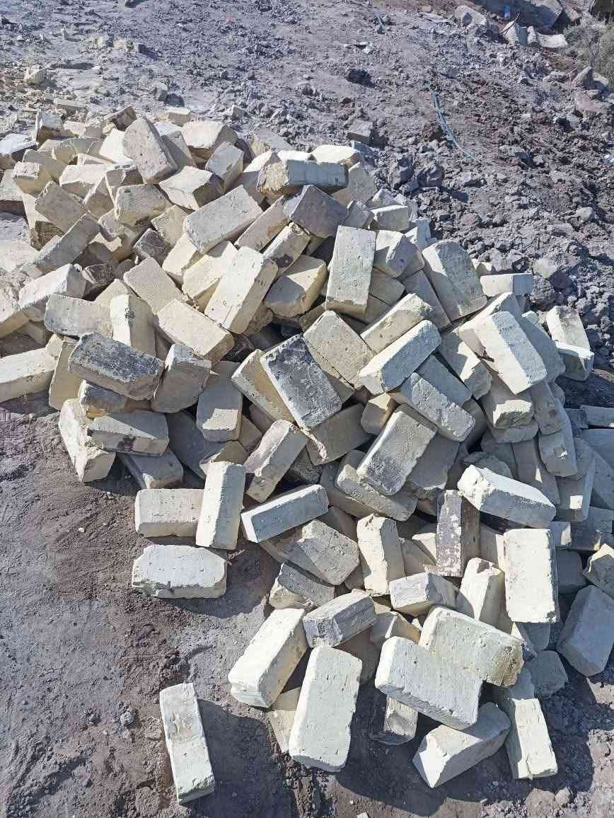 طابوك جديد زاد من البناء عددهن 470 تجي تحسبهن وتاخذهن وسعرهن مناسب مكاني شامية اليريدهن يراسلني لو يتصل ***********
