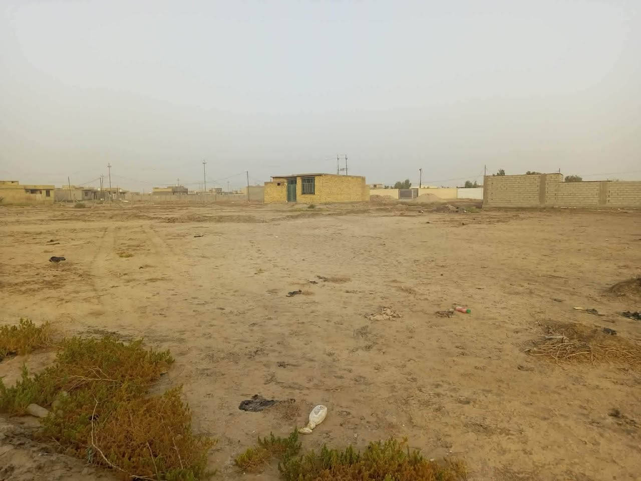 قطعه للبيع بحي الجودين بنزله الاولى مساحته ٢٠٠ بنص السكن ماي وكهرباء سعره مناسب خمسه وبيه مجال الاستفسار ***********
