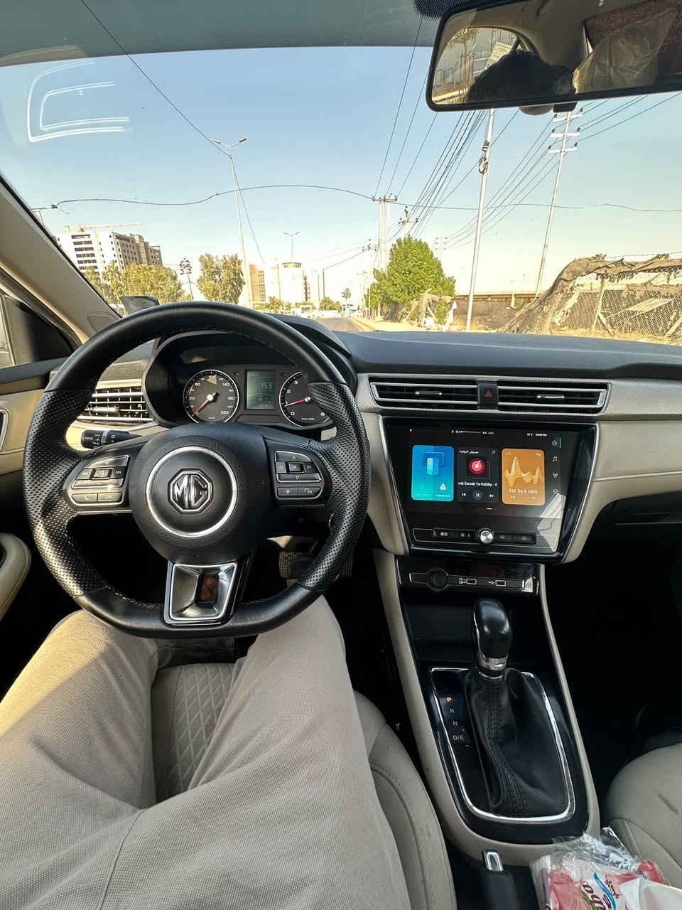 سلام عليكم
Mg5   2024

ماشية 55 الف كم
الضرر نفس ما موضح بالصور بدون تكحيل بدون بارد بدون صبغ

مواصفات STD
تحكمات سرعه،مثبت سرعه، مري جانبيه كهربائية،
مواصفات السياره اعتياديه 

كفاله كير ومحرك 
سعرها 90 ورقة وبيها مجااال للشراي تحويل ثاني يوم 

 فقط الشراي يتصل ***********
