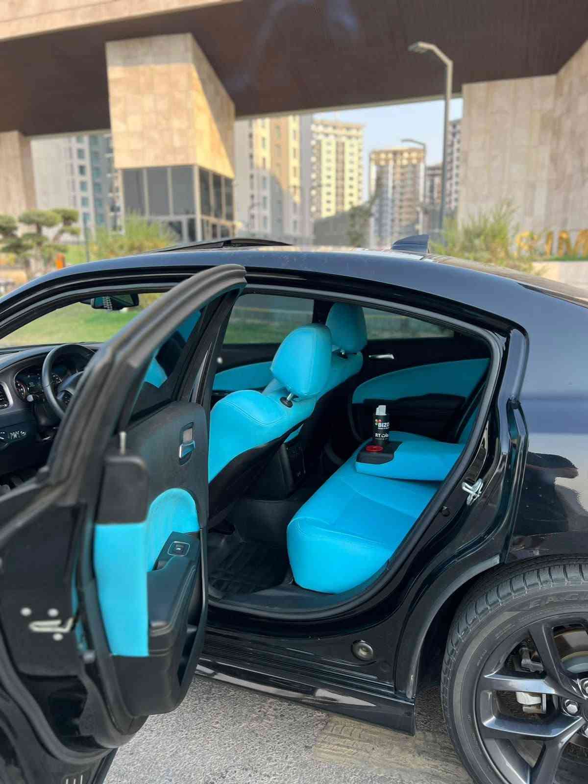 السلام عليكم 🌹

🚘 دوج تشارجر 2023 Last Call RT 5.7 Blacktop

🔹 5700 HEMI V8
🔹 فتحة
🔹 رادار أمامي
🔹 توقف ذاتي
🔹 جلد
🔹 شاشة كبيرة + Apple CarPlay
🔹 حساسات + كاميرا خلفية
🔹 Blacktop، مواصفاتها معروفة

📍 رقم بغداد
السيارة باسمي، تحويل ثاني يوم.

🇮🇶 السيارة داخلة العراق شهر 11 / 2025
📊 دخلت ماشية 25 ألف ميل، وحاليًا ماشية 31 ألف ميل
السيارة مرقمة ومشت على إيدي لحد هذا اليوم.

🛠️ الحادث: فقط بنيد صبغ

💰 السعر: 275$ وبيها مجال بسيط
للاستفسار ع الرقم *********** بغداد, العراق
