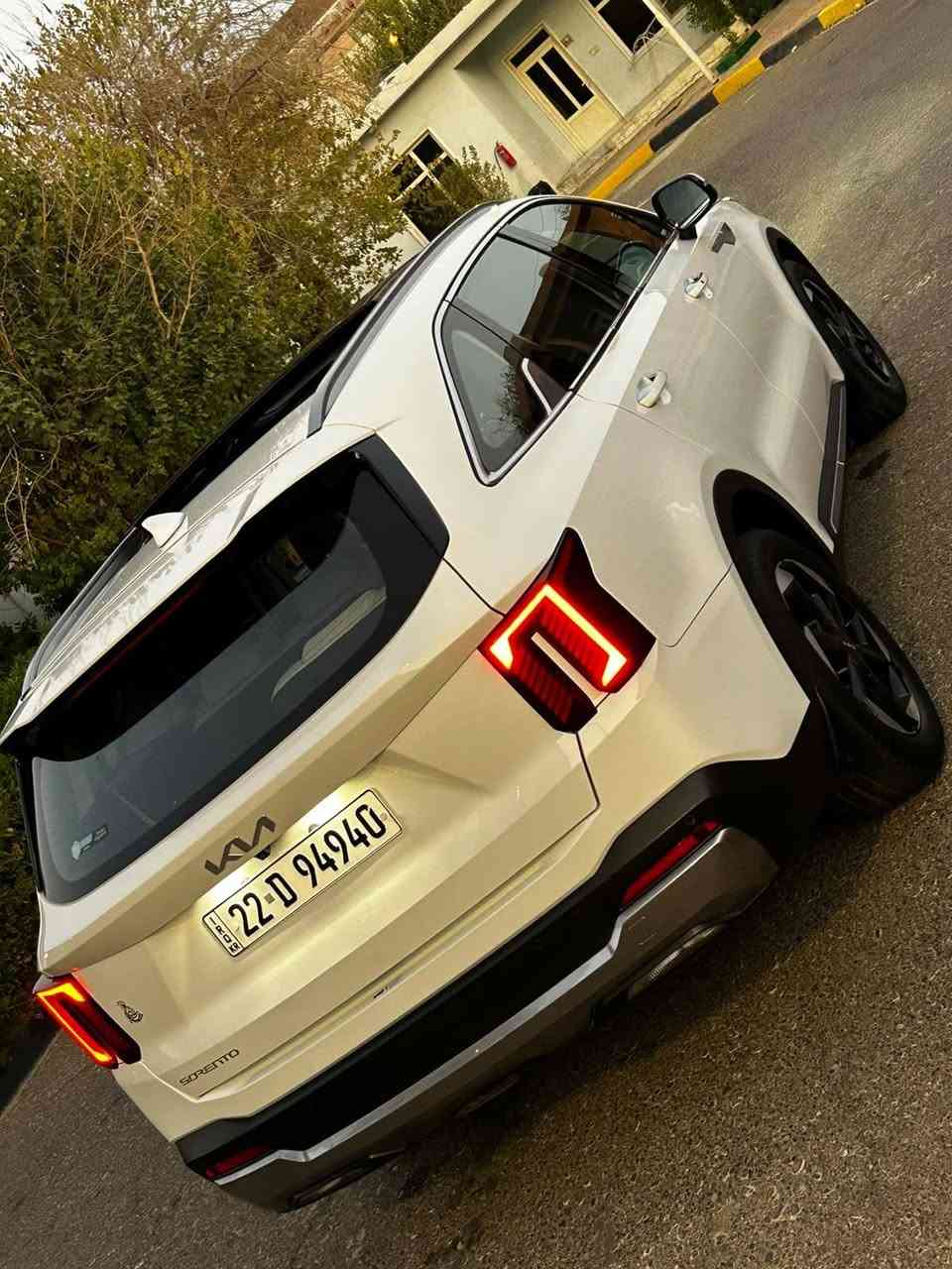 سورنتو 2024 فوول مواصفات
شركه NIM ( خـليـجـي ) 

مكفوله كفالة عامه 
عده اصبعين بارد  

السياره جديده على ايدنه من الشركه
تايرات الشركه بيه 

🔰 مواصفات السيارة
1.بصمة
2.بانوراما
3.حساس امامي خلفي 
4.ويل كب عدد 5
6.اشاير بالمري
7.كروز سرعة
8.تحكم ستيرن
9.مري شفط
10.سايد بريك بصمة
11.بك لايت لد
12.نضام ترحيب
13.محرك 4 سلندر 2500 
14.Aux
15.Bluetooth
16.Usb
17.Gbs
18.شاحن لاسلكي
19.جنطة كهرباء 
20.اريل نفكيشن
21.وكالت نيم ام الضمان
22.مقاعد عدد 7
23.ثلاث قطع تبريد
24.Abs
25.يدات كروم
26.درايف مود اربع وضعيات للقيادة
27.بصمة ابواب
28.كشن السائق والراكب كهرباء
29.السبير المقدس مانازل 
30.كامرة دوارة
31.لد نهاري
32.Androied outo
33.apple car play
34.مانع انزلاق
35.اوتو هولد
36.شاشة متصلة
37.تبريد بيانو لمس
38.انارة محيطية

📍مكاني بغداد الدوره

السعر  255 ورقه وبيه مجال 

☎️رقمي ***********

