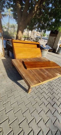 نفرين • خشب ثقيل • ملعب الجولان