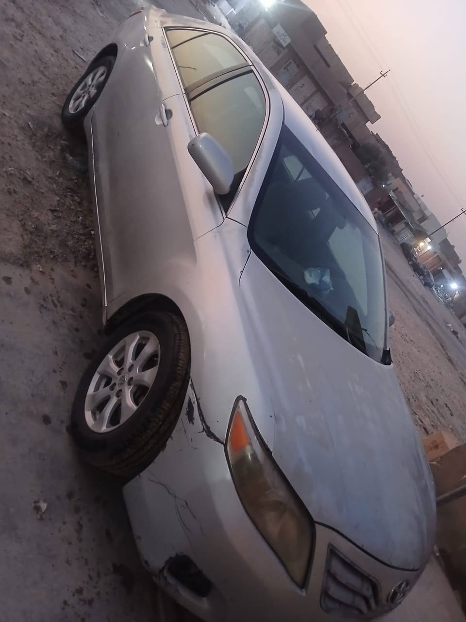 السلام عليكم
مكلف بلنشر 

كامري موديل ٢٠١٠ وارد أمريكي بيها صبغ حزام  سنوية صاقطه بل ٢٠٢٣ كير محرك شرط تبريد شغال والباقي كدام العين تجي تگلب وتشوف

***********
