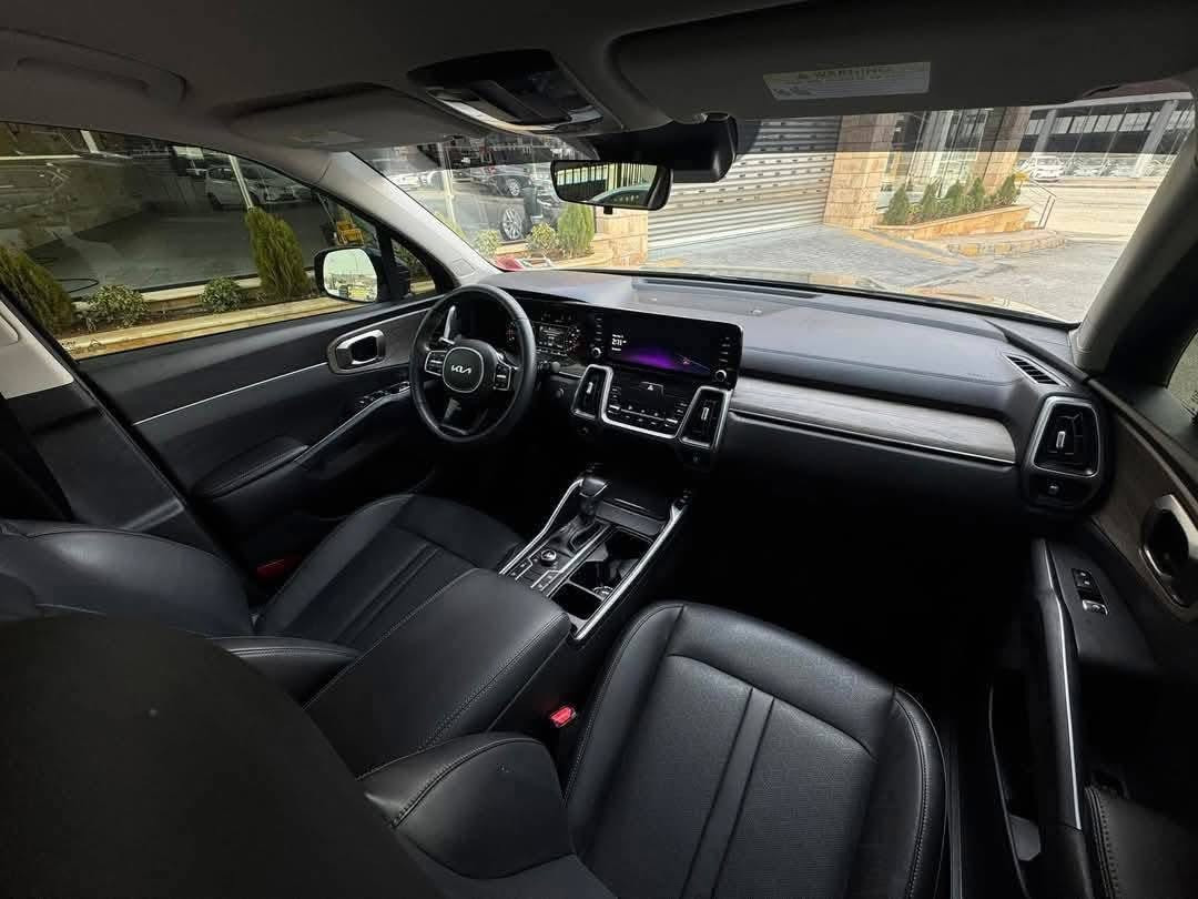 2023 KIA SORENTO

سعة المحرك:- 2.5سوبر

اللون:- زيتوني لون جديد   

المسافة المقطوعة :-000 26 mi 

عدد المقاعد :- 7 مقاعد 

مواصفات السيارة :- X Line 

* شاشه كبيره 

*كراسي كهرباء   

*وَيْل 20

*فرش جلد اسود 

*كامره 

*حساس تجاوز 

*بصمه

*حساس خلفي  

*تشغيل عن بعد 

*لايت زينون 

*اشاره بالمرايا

 

مرقمه رقم إنكليزي نقل ملكية كل محافضات العراق عدا اقليم كردستان

السيارة جديد 

وحادثه حلوو جاملغ الخلفي بدون ايرباك.

السعر مناسب جداً

العنوان حلة بابل مقابيل بانزين خانه باب المشهد

  ***********

***********
