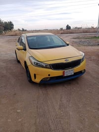 للبيع فورتي موديل 18 رقم بغداد سياره جاهزه مابيها نقص تبريد تدفئه شغال...