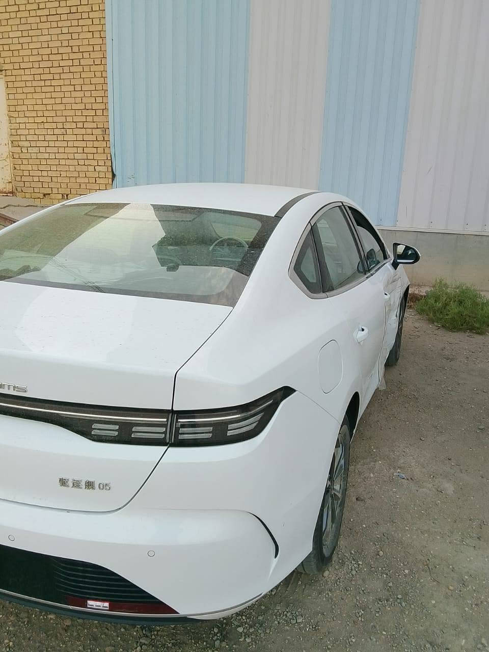 بي وايدي دستروير • على وضعه • مكفولة عدا حادثه