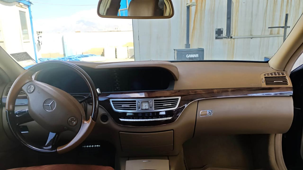 مێرزیدزs_classمۆدێل2008s500سەیارەکەمان ساخە کۆدی بۆکراوە نمونەیە لە جوانی و ماڵی دۆسە تەنها یەکپەلە بۆیاخی لە چاملخی دوایە سایەق هەیە گێرو مەکینە تەقەو رەقە کارەبای بە شەرت نرخی 78گەلاو معامەلەیە برایانە بۆزانیاری زیاتر پەیوەندی بکەن با ***********

