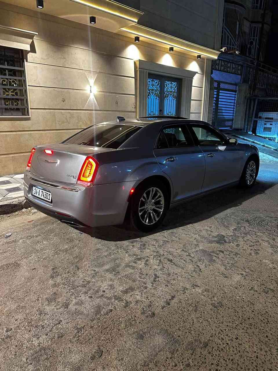 اوباما C300
موديل 2016 اصل 
فئة C
محرك ٦ سلندر 3600
كير ٨ نمر 
حدادة جديدة ستونا مبدليها كامله
 تبريد ثلج
وارد امريكي حادثها بالصور
بانوراما 
بردة خلفية
خزن ميموري
بصمه ابواب
فول مواصفات
السيارة جديدة ما مشتغله خط 
تسجيل جديد
مكان السياره البصرة
رقم بصرة باسمي تحويل ثاني يوم هزة جديدة
السعر 195 وبي مجال 
اي استفسار *********** , *********** البصرة, العراق

نص مكتوب في الصور:
- 67218343
