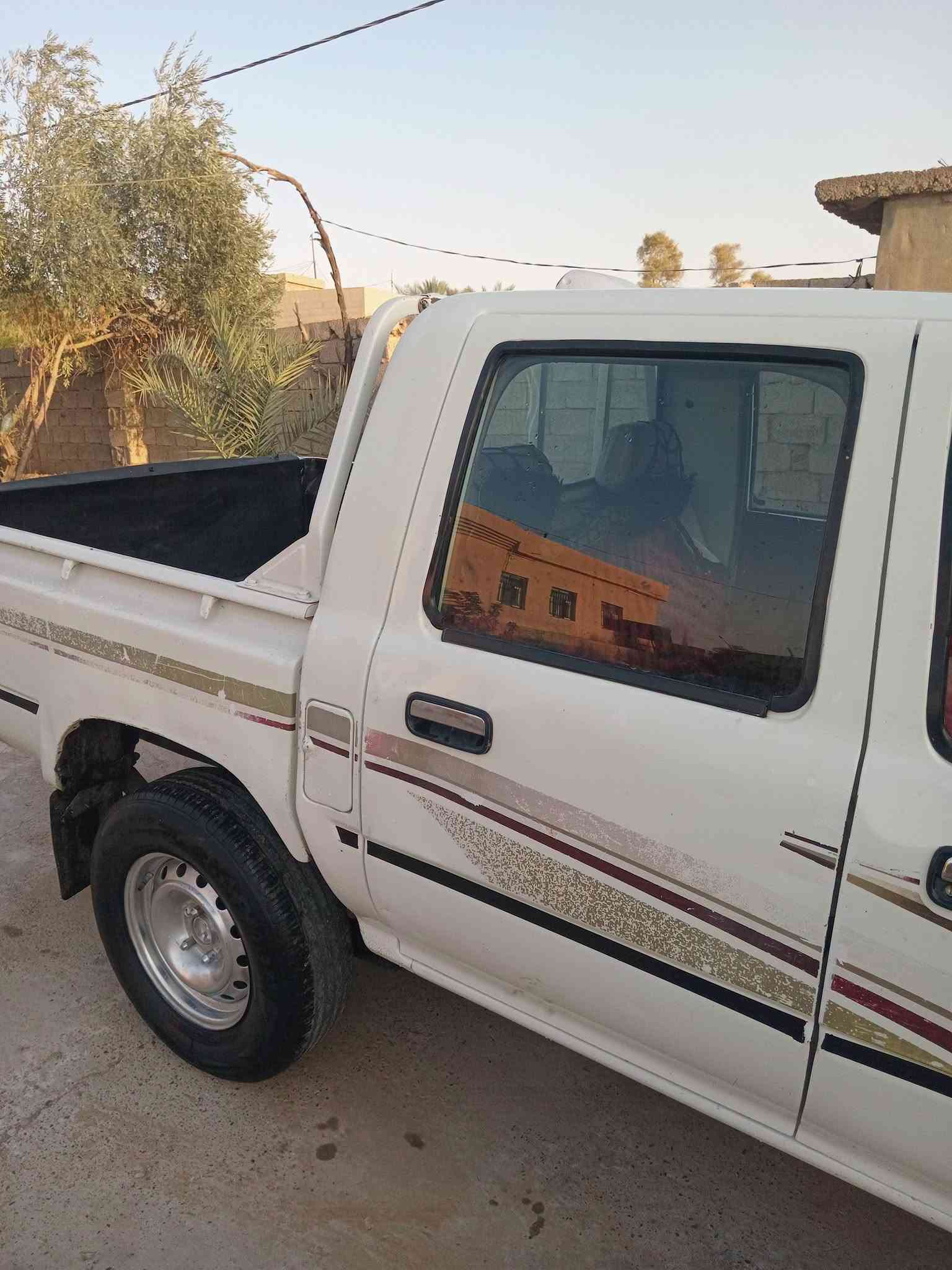 السلام عليكم سياره ادميرال منفيس موديل ٢٠٠٦ كير محرك شرط والكشر شوف العين جاهزة مال جناي السعر ٢٢ ورقه اوبيهه مجال موبايل ***********المكان ناحية الزاب
