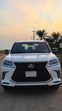 لكزس LX570 • ٢٠١٨ • فول مواصفات