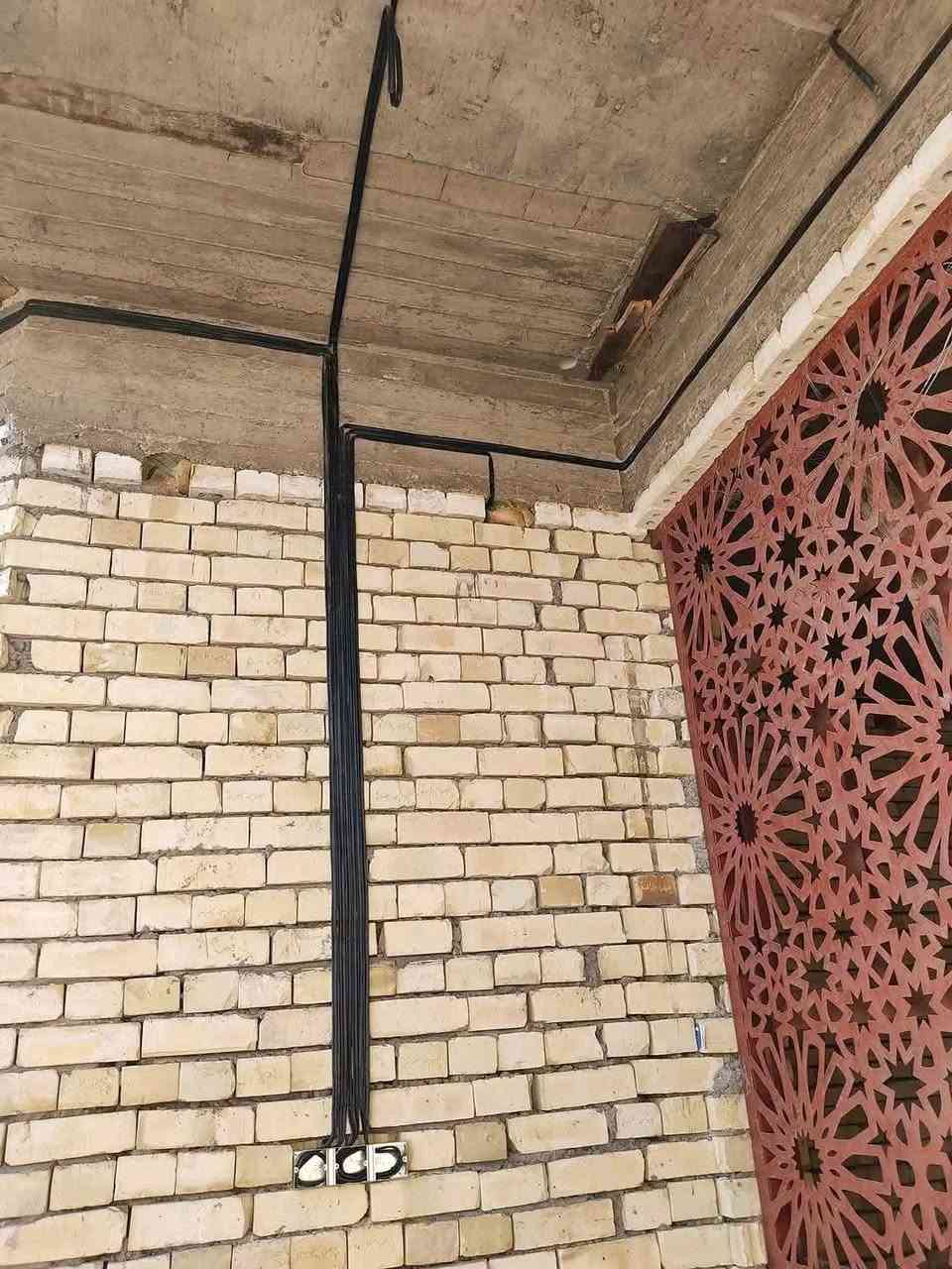 يالله
علي الكهربائي تاسيسات كهربائيه عامه 
سيمنز +بوري 
العمل داخل بغداد
***********
