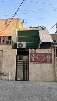 بغداد الجديدة • ٥٦م • طابق ثاني معزول