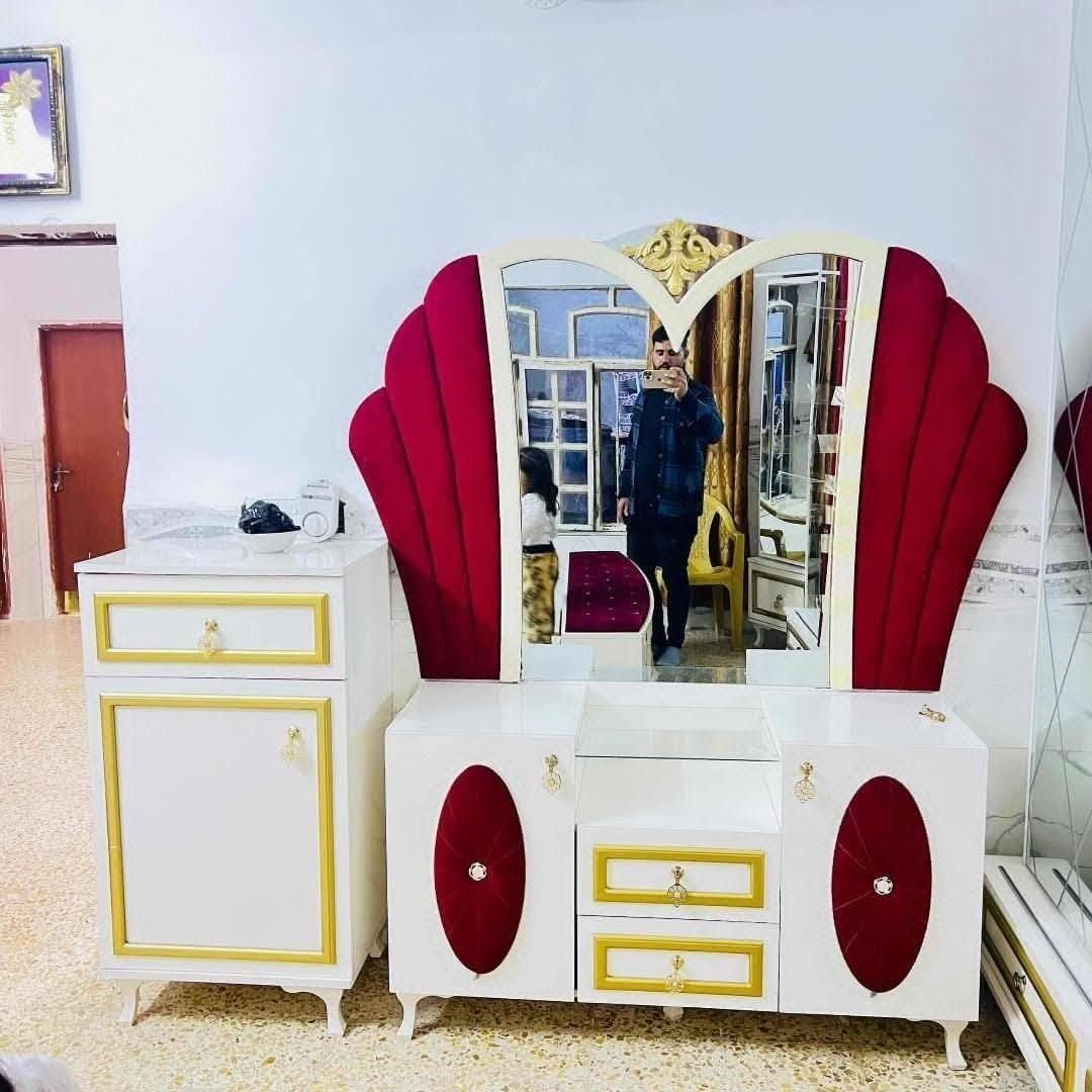 سلام عليكم غرفه نوم تركي نظيفه فول نظافه 100% 100 الغرفه اول مره تنشد بالكرتون 📦 بالشر 🥳 الغرفه كلش حلوه ونظيفه 
مالك بيت الغرفه ما بيها شخط بدون كسر صار لها شهر من مشدوده 🎉
السعر 650 بيها مجال للطيبين مكاني داقوق 
***********
