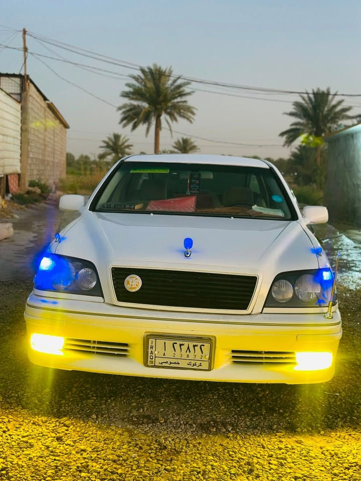سلام عليكم كراون ملكه للبيع مكفوله كفاله عامه عراق ويابان كرستال اصل دكمتين برده خليفيه محرك ديفور السياره فول عده الفتحه رقم كركوك مدفوع كمرك باقيه بس عله افلوس الرقم عل مشتري مكان السياره بابل  اتصل عل رقم وبيك خيرودلل ***********
