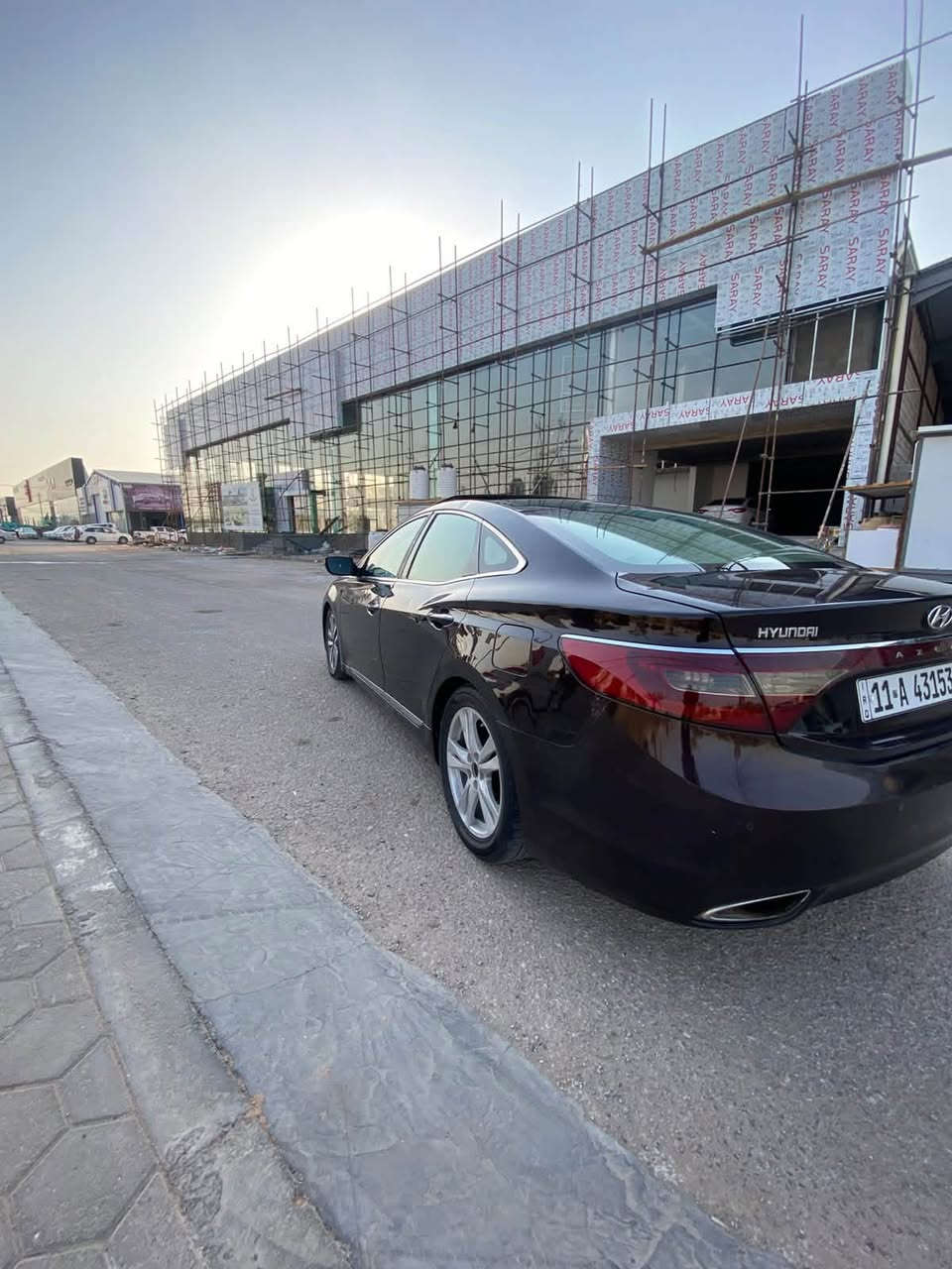 السلام عليكم
ازيرا موديل٢٠١٢ خليجي فول مواصفات

مكينة٣٠٠٠ 

تحكمات استيرن مري شفط بنوراما 

تدفئة بالكشنات تحكم كهربائي 

برده خلفية ترحيب 

مكينة كير حداية جيدا جدا تبريد قبل شهرين مبدل منضومة كاملة

فقط المكينة بيها نضوح دهن 

السيارة بيها ٦قطع صبغ سونار موجود والسيارة عايزه شويه ترتيب بسيط مثل البارد شويه بالجاملغ الخلفي عوزه بارد شويه موضح بالصور يعني شغلات بسيطه 

رقم بغداد دولي بسمي

السعر ٩٠ وبي مجال مكاني نجف

***********
