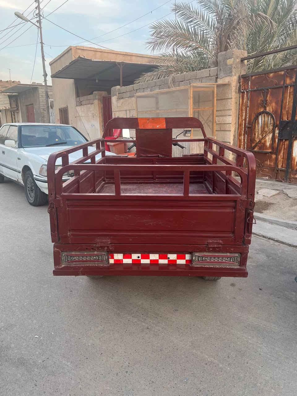 ستوتة فرس موديل ٢٠١٥ اوراق و ماشين بمعاملتها للمرور رايدها ١٤٥٠ و بيها محال بسيط كهربائيات كاملة ما ناقصة شيء  القرنة الشرش *********** واتساب او اتصال

