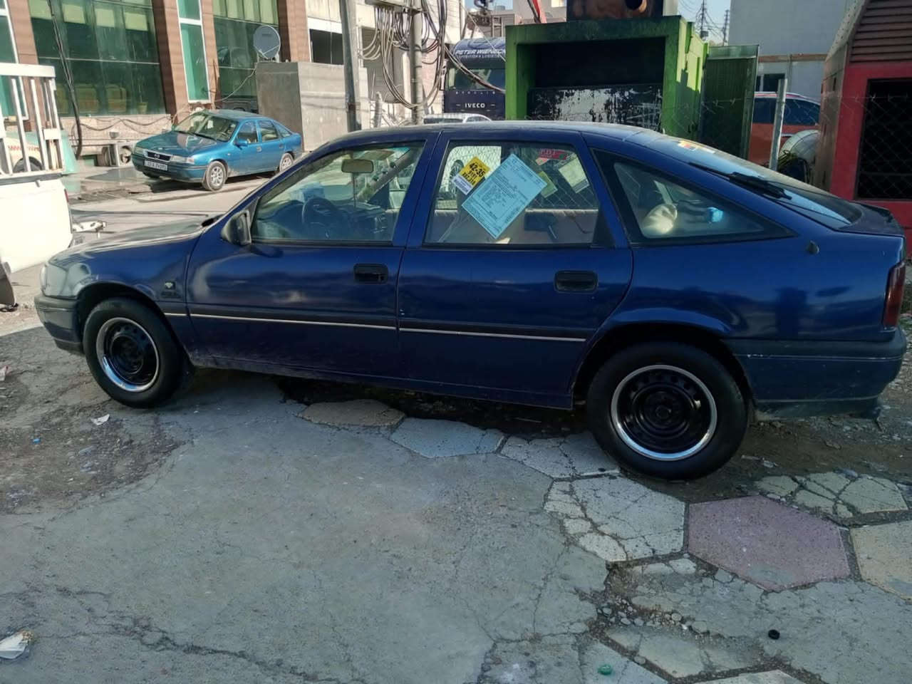 فكترا موديل 92 رقم كركوك سنويه2027 حجم 20
جوم كهرباءقفل مركزي  فتحه سستم سماعات 150 الف 
ترايك 200 محرك نشط كلش سعره 33 وبي مجال *********** مكانه كركوك حي عسكري شرط تحويل
