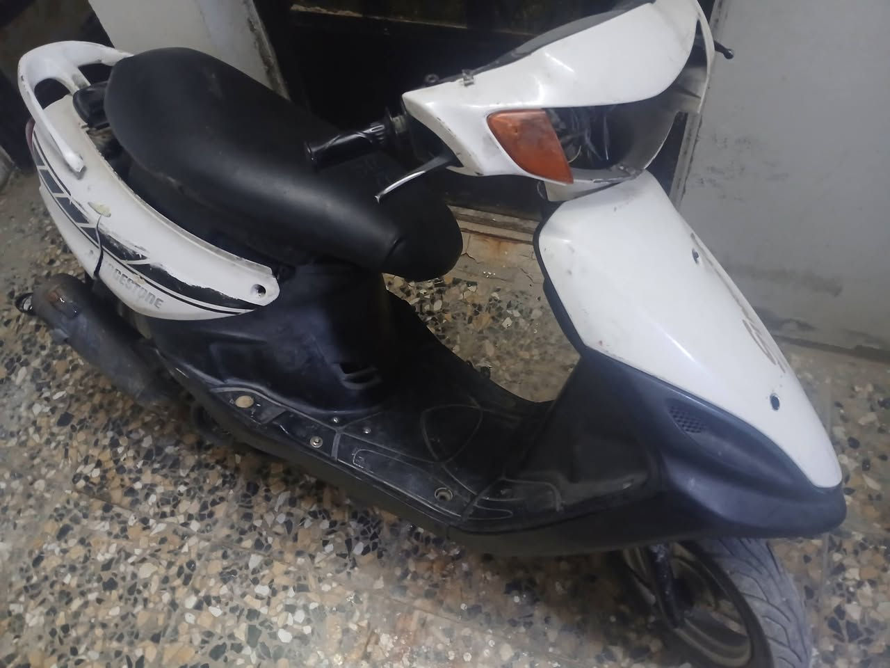د،اجه قجمه لبيع سعر 225 وبيه مجال وذا مراوس بدراجه عصفوريه لو دراجه شحن. استفسار  ***********
